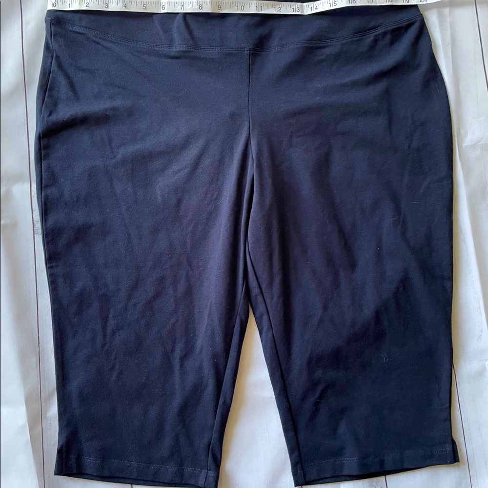 Navy pedal pusher 1x petite women with control